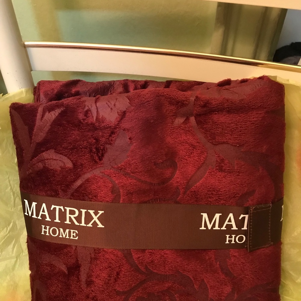 Throw  blanket. New